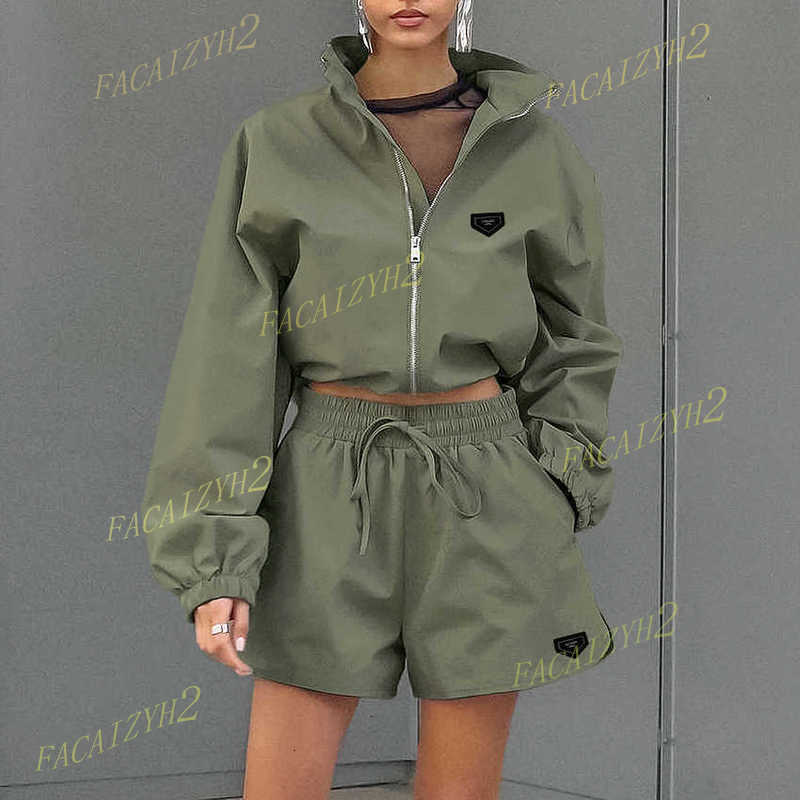 Designer Womens Tracksuits Fashionable sports windbreaker set autumn/winter loose jacket shorts two-piece set design women's