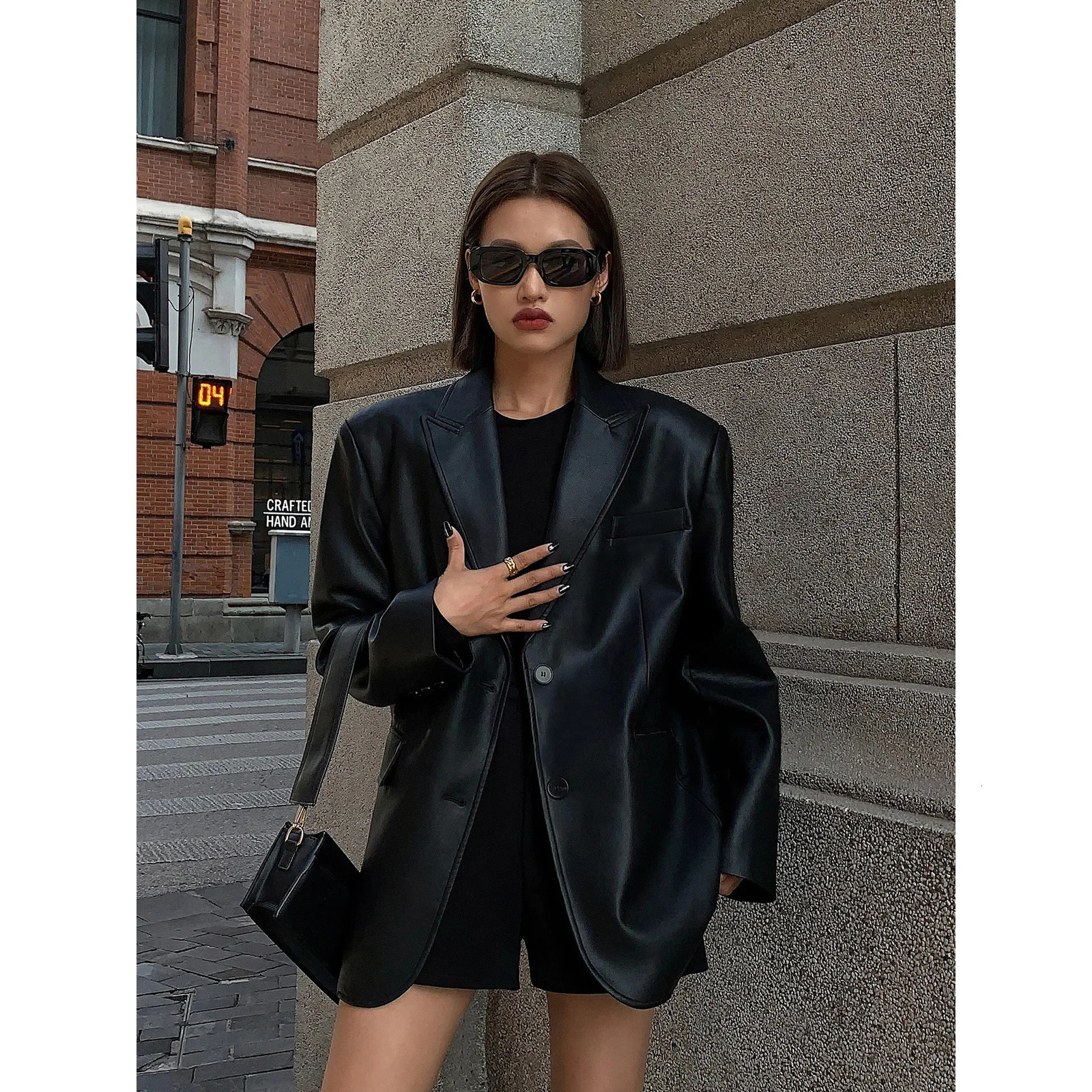 Ladies Fashion Black PU Leather Suit Jacket Spring and Autumn Highgrade Texture Solid Color Loose Small Woman 241115