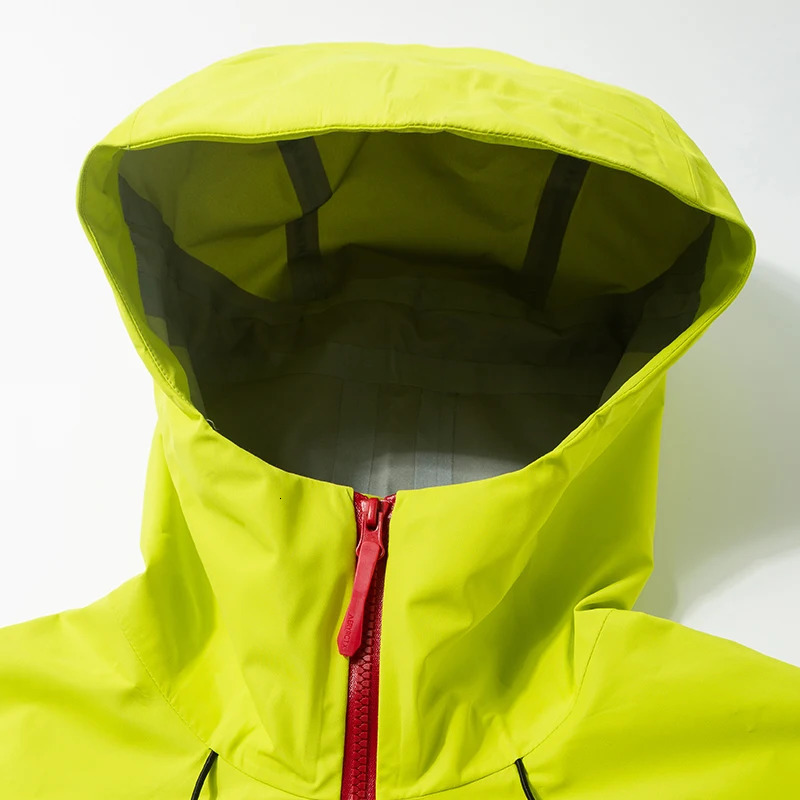 Spring and Autumn Storm Jacket Mens Fashion Sports Outdoor Mountaineering Tour Dragon Year Limited Loose Camping 241114