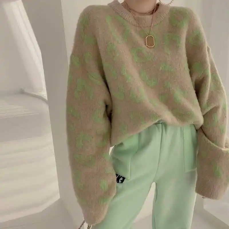 Autumn and winter loose top sweater long sleeved fully matched knitted warm style floral womens clothing trend leopard print soft top 241115