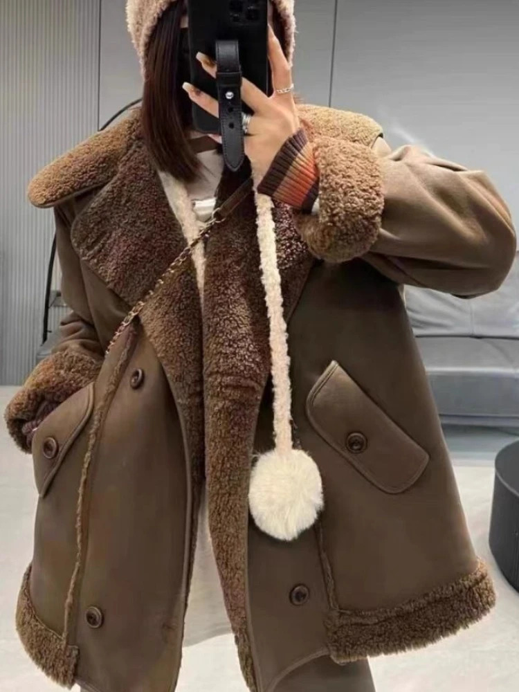 2024 AutumnWinter Fashion Collection Womens Warm Jacket Sleeveless Collar Lamb Fleece Fur Integrated Vest Anti Cold Coat 241115