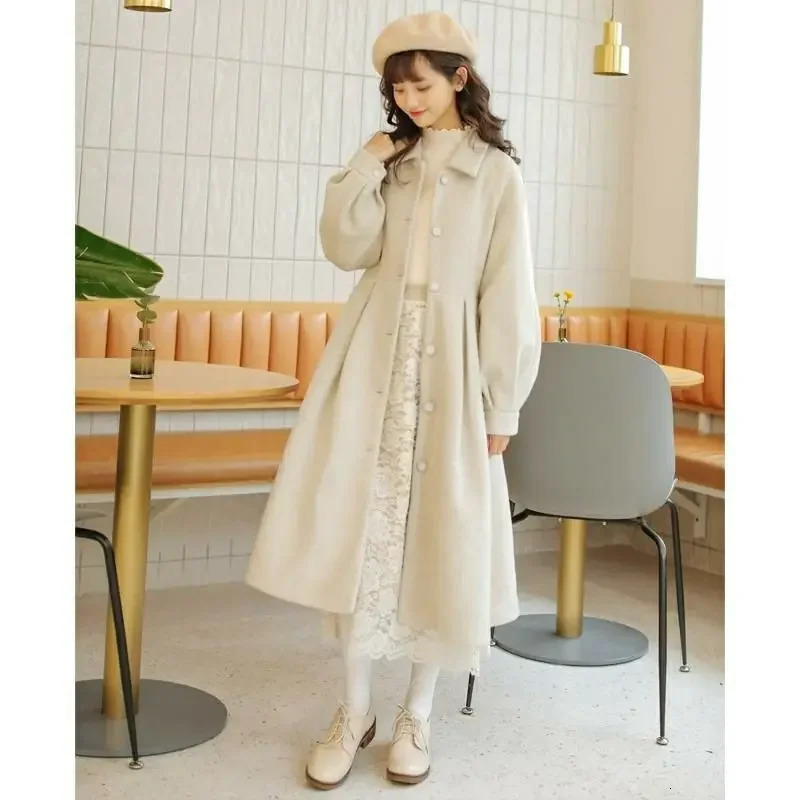 French retro wool coat womens autumn and winter elegant pleated long coat womens sweet lantern sleeve jacket 241115