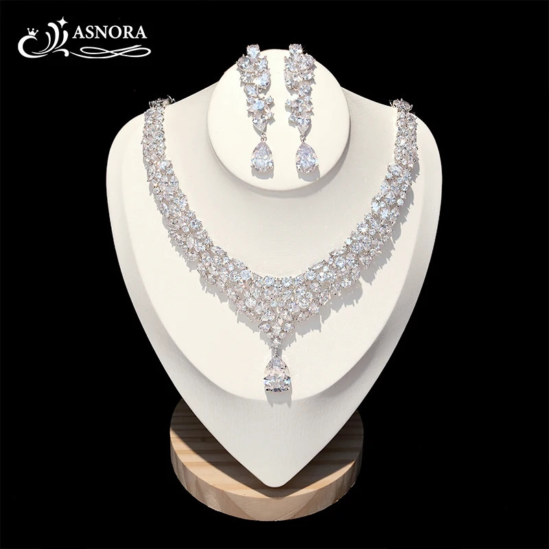 Asnora Conjuntas de Joyeria nuptial de Lujo Zirconia cubica Brillante Collar de Boda Pendientes Acceptios para Novias X0826 241115