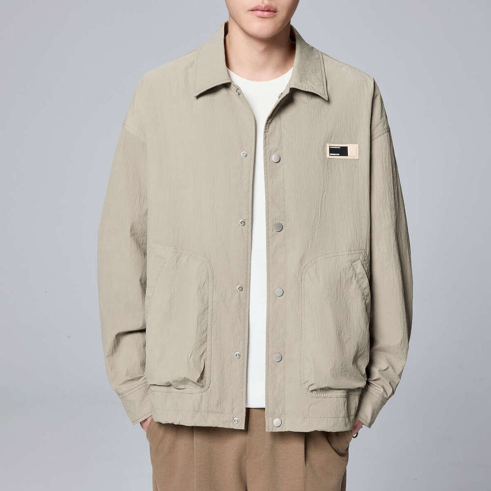 Momaike Simple Lapel Casual 2024 Autumn New Item Label Decoration Men's Jacket 80693