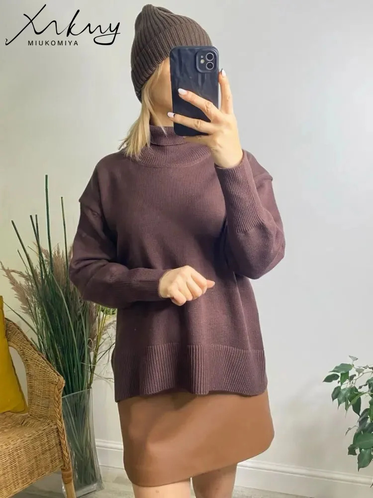 Autumn and winter womens turtle neck sweater warm pull style thick and oversized black knitted camel top sweater 241115