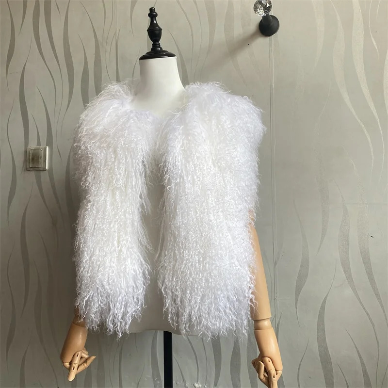 Natural 100 Pure Fur Vest Genuine Real Sheep Gilet Basic Match Short Drop Coat 241115