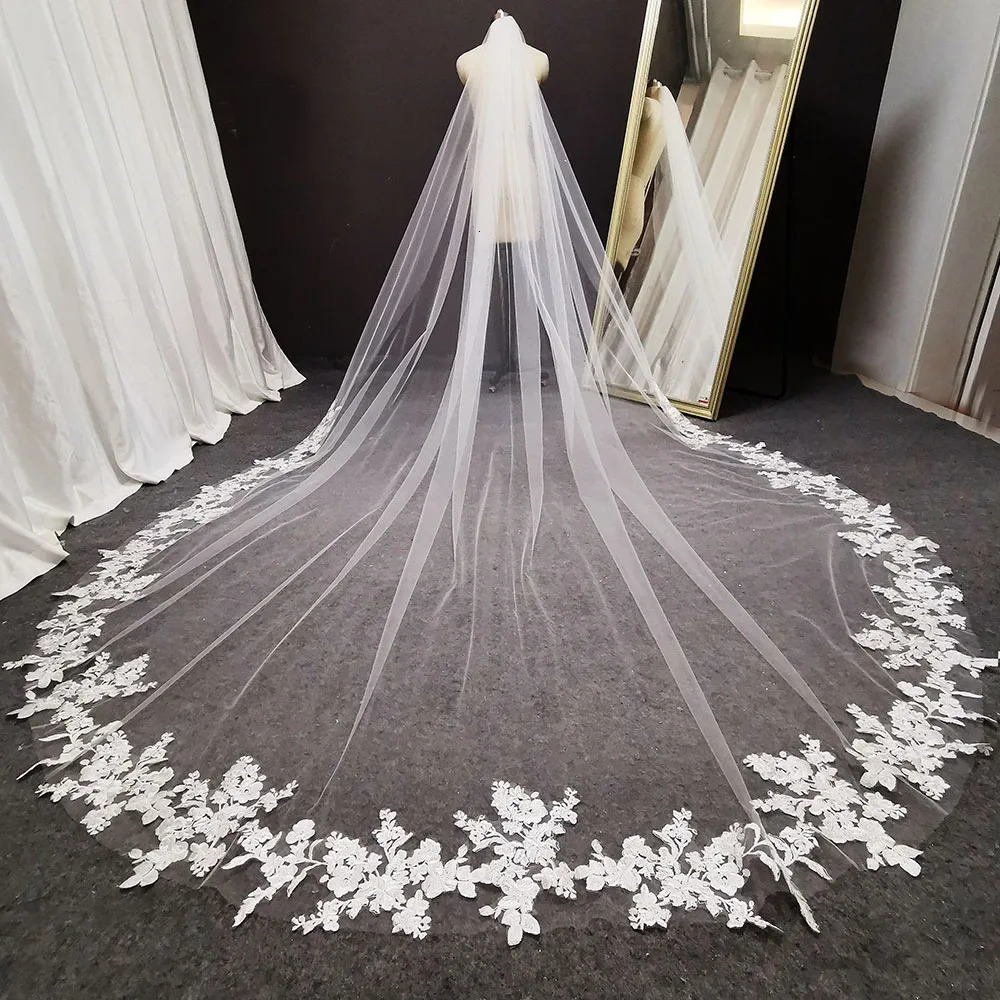 Customized long lace wedding veil 3-meter-long ivory white cathedral bridal veil with comb wedding accessories bridal headwear 241115