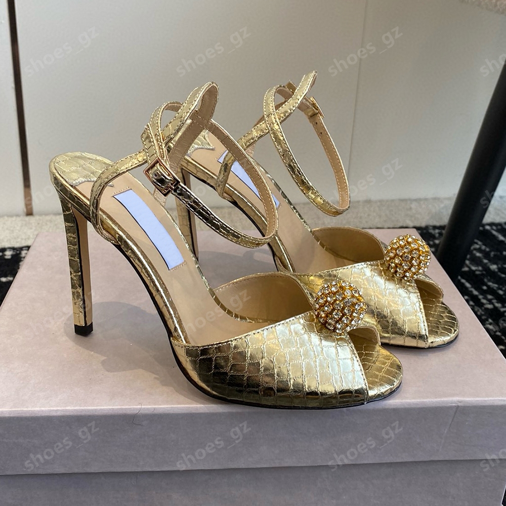 2025 Dress shoes Luxury designer pearl ball decoration womens heels sandals With box