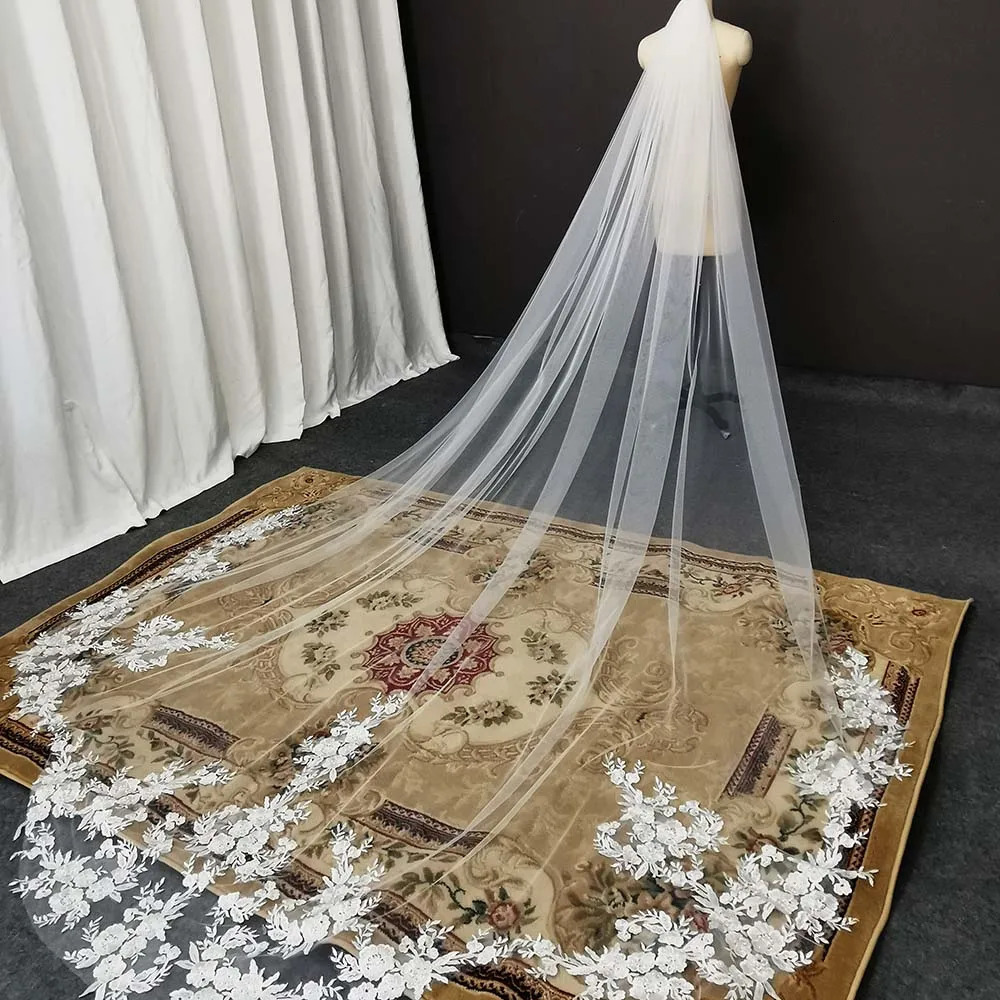 High quality retro wedding veil 3.5M long specially cut royal bridal veil with comb shaped sequins lace veil customized 241115