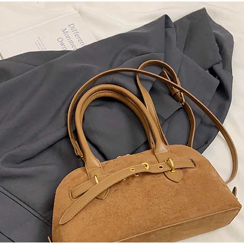 Autumn Frosted Small Bag For Wen 2024 New Versatile Crossbody Bag Fi Hand-held Shell Bag Belt Buckle Coin Purse Z250515