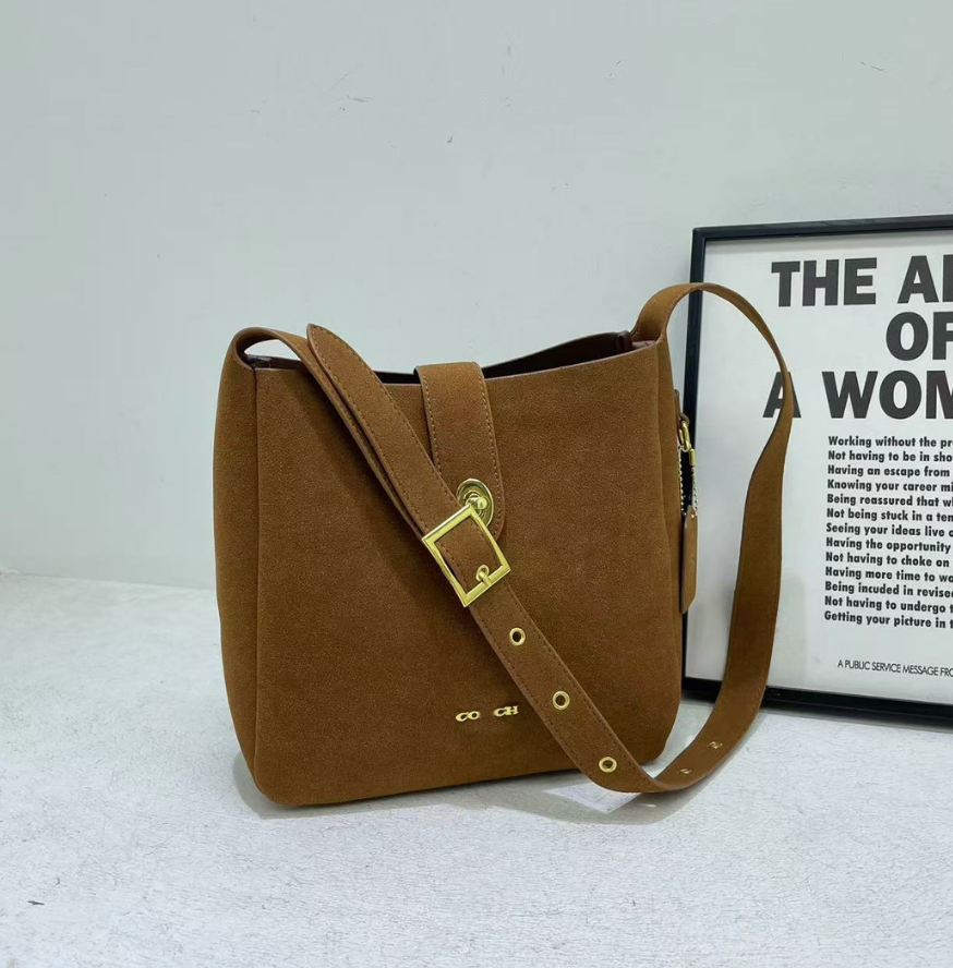 Khaite Bag Designer Bag Women Suede bag Large lotus tote Attaches Luxury Crossbody Shopping Beach Purse Totes Shoulders Genuine Leather Bags pillow composite