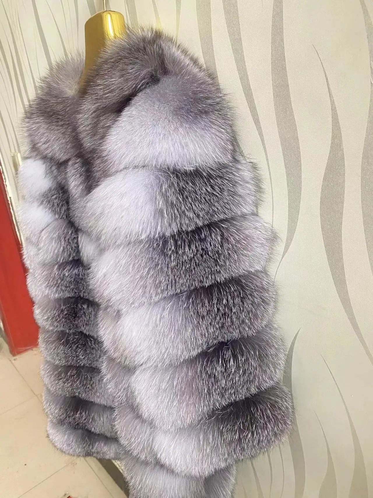 Natural Fur Silver Coat Womens Short Winter Beautiful 100 Real Red Genuine Leather Keep Warm Fashion 241115