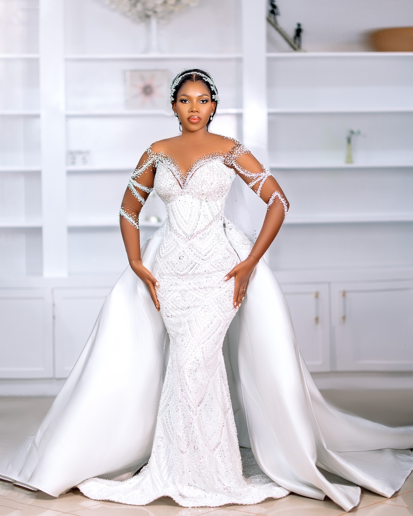 2024 Arabic Aso Ebi Plus Size Off White Mermaid Wedding Dresses Beaded Sheer Neck Satin Sequined Detachable Train Bridal Gowns Dress For Bride