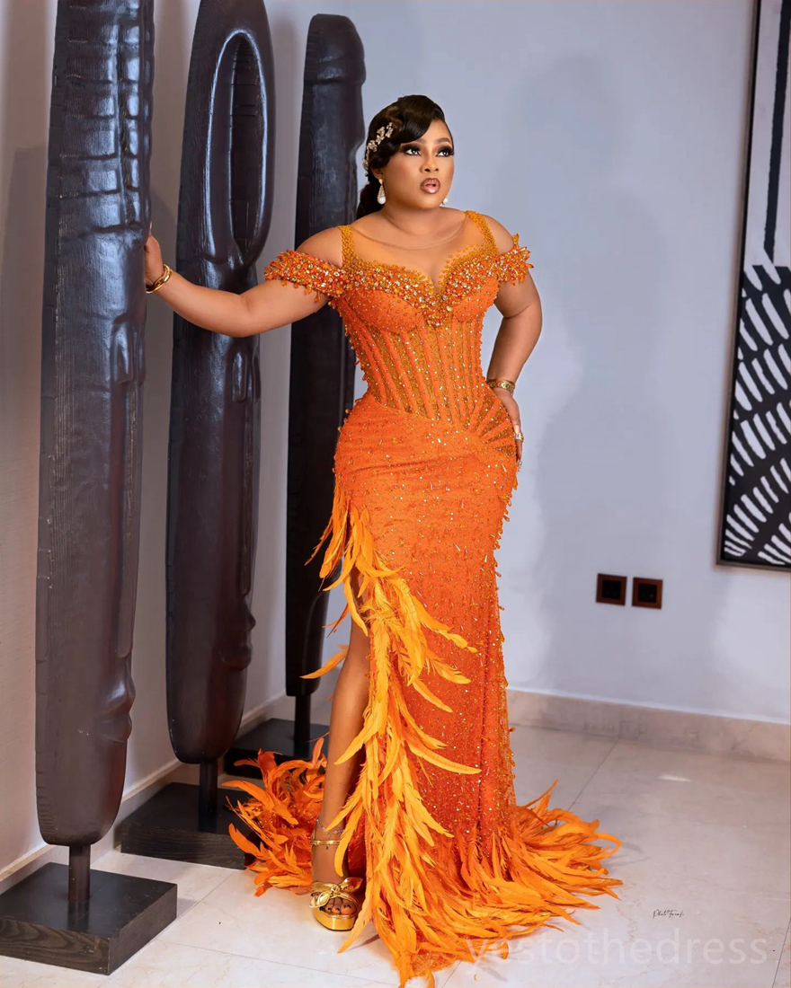 2024 Plus Size Orange Prom Dresses for Black Women Illusion Mermaid Formal Gowns Sheer Neck Side Split Feathered Beaded Crystals Decorated Reception D