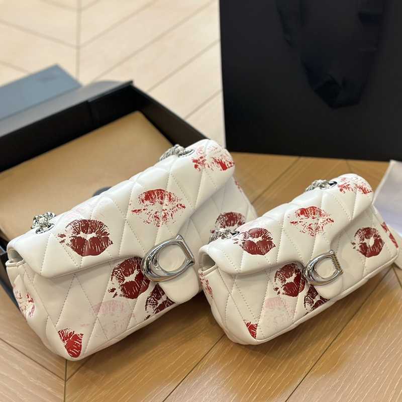 New Hickey Lip Print Cross Body Square Bags Women Pillow Tabby Shoulder Bag Designer Woman Handbags Luxury Brand Chain Purse Messenger White Bag 240415