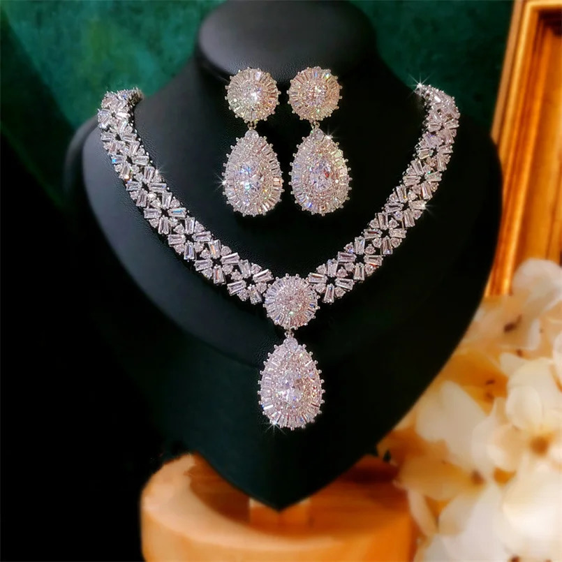 Necklace and Earring Set S925 Silver Needle 2-piece Bridal Jewelry Set Womens Crown Wedding Cube Zirconia Accessories 241115