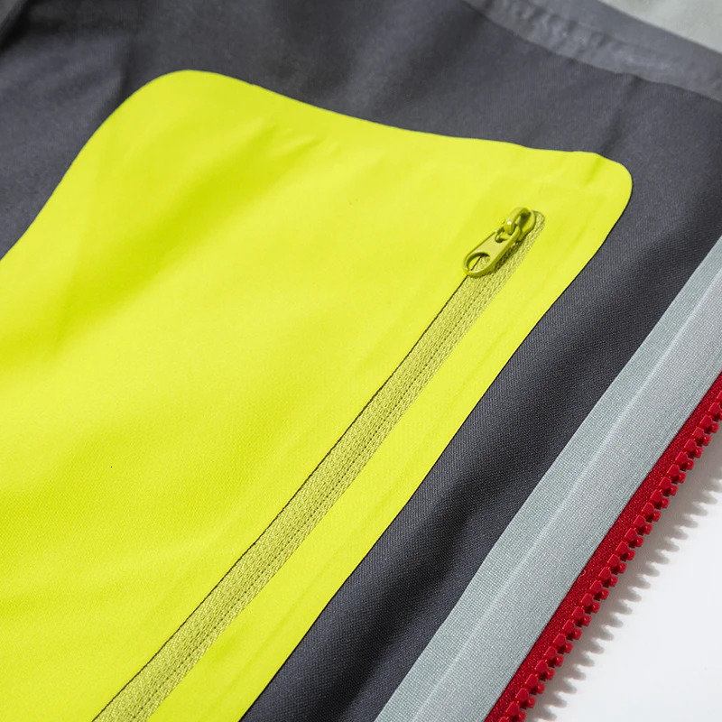 Spring and Autumn Storm Jacket Mens Fashion Sports Outdoor Mountaineering Tour Dragon Year Limited Loose Camping 241114