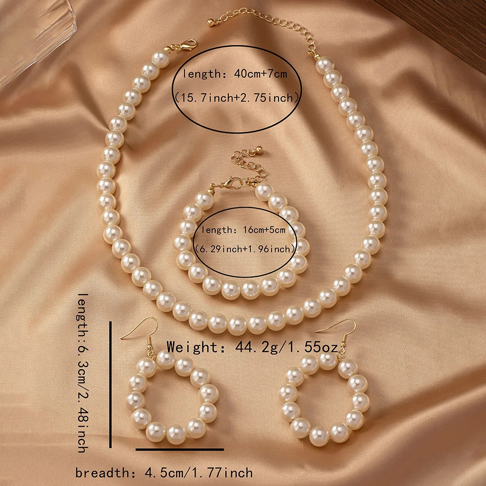 Womens jewelry set imitates pearl necklaces bracelets stud earrings retro fashion warmth party gifts OL holiday S023 241115