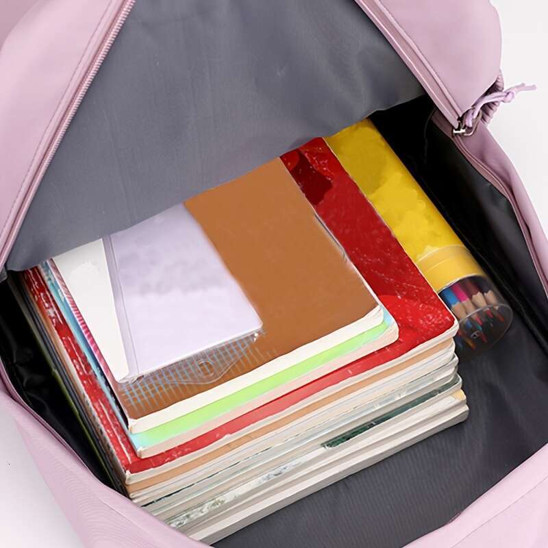 Minimalist junior high school backpack, campus bear backpack