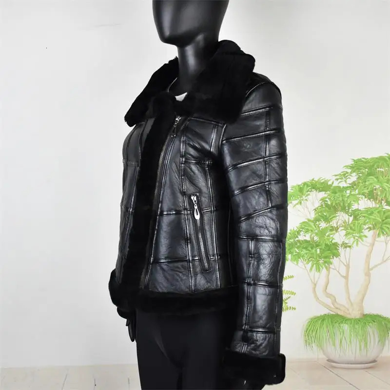 Real Sheep Skin Fur Splicing Autumn Winter Tops Warm Leather Coat Women Vest Fashion Motorcycle Clothing Sheepskin Crop top 241115