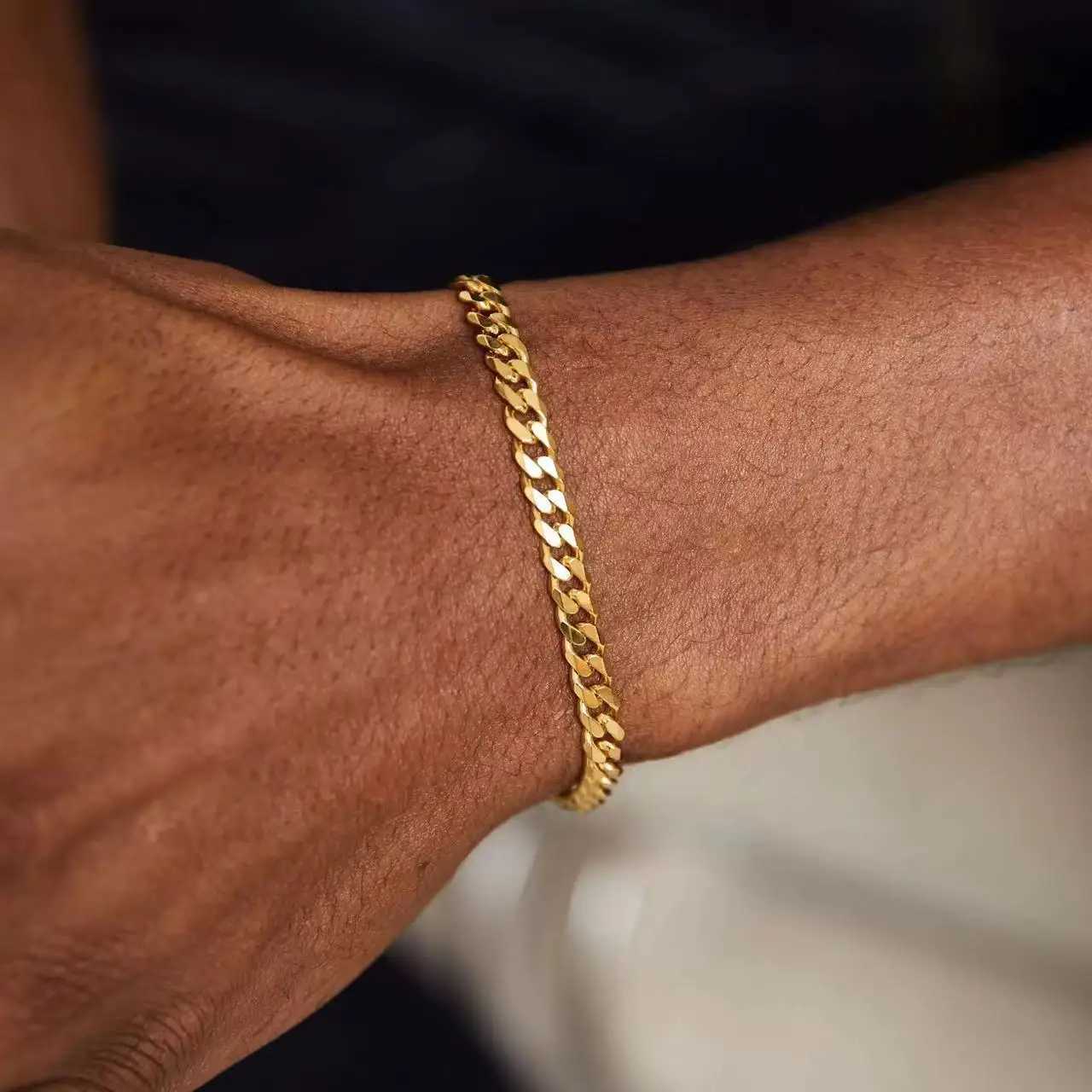 Gold Color Stainless Steel Cuban Chain Mens Bracelet Simple Retro Bracelet For Women Hip Hop Jewelry Trend Accessories GiftXJ241118