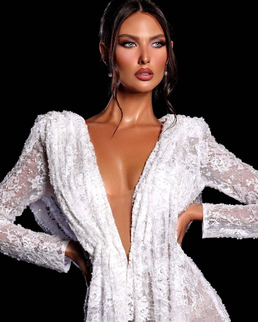 Vintage Mermaid Wedding Dress Jumpsuits Deep V Neck Long Sleeve Lace Appliques Bridal Gowns Custom Made vestidos de novia