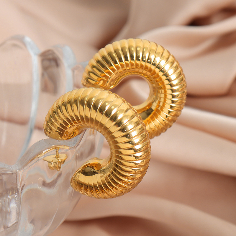 Hoop Earrings For Women Stainless Steel Plated 18K Gold Letter C Shape Vintage Earrings Trending Fashion Accessories Jewelry Ladies