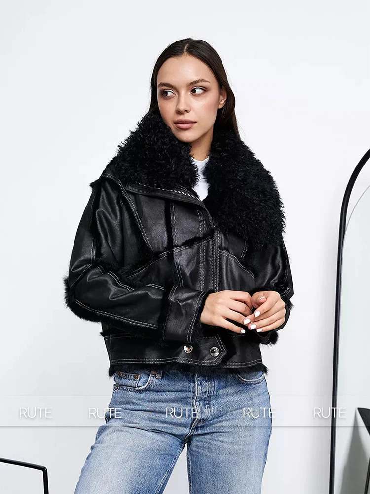 fur coat women winter 2024 Sheepskin Fabric ONeck Rabbit lining Short jacket Fashionable Womens clothing 241115