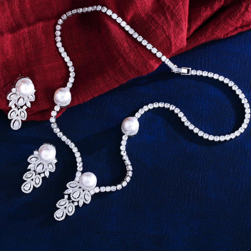 Three layer elegant and shiny cubic zirconia feather shaped simulated pearl earrings and necklaces party jewelry set 241115