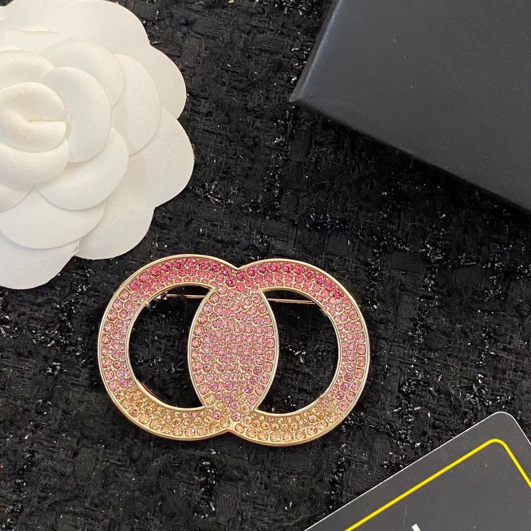 Elegant Tassel Pendant Brooch Black Retro Boutique Pins Accessories Couple And Family Fashion Gifts Jewelry Pearls Diamonds Matching Brooch