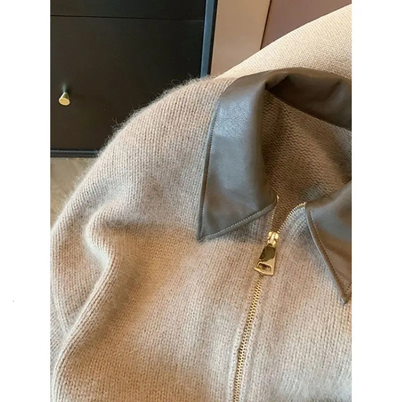 Lazy Style Soft and Sticky Knitted Sweater Cardigan for Women 2024 Autumn Winter Highend Big Red Top 241114