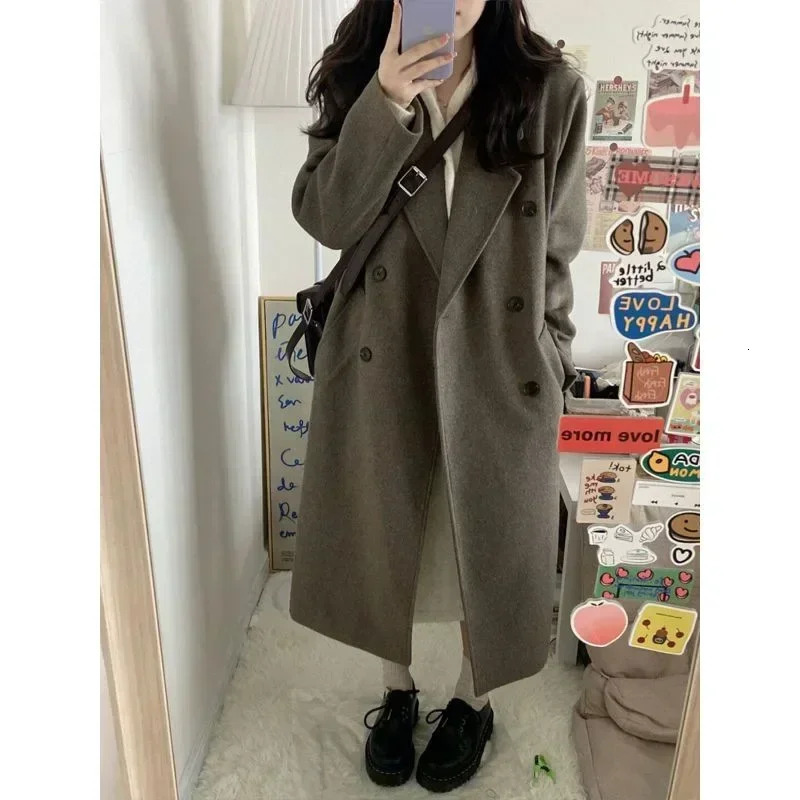 Womens medium length coat black wool jacket student jacket Korean style loose fit suitable for weight loss thick wool coat winter 241115