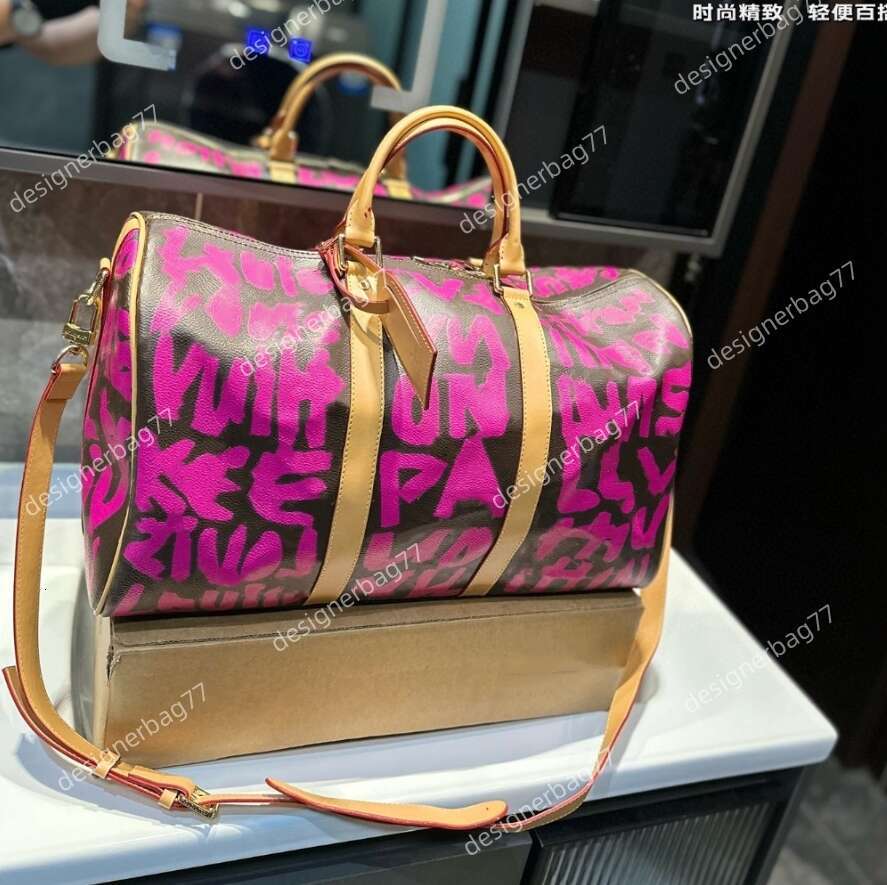 New womens designers duffle bag mens travel bags hand luggage designer travel bag graffiti leather handbags large cross body bag totes purse high quality