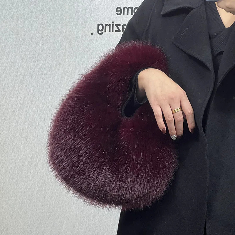Plush Handbags for Women Autumn Winter Fashion Temperament Large Capacity Party Clutch Bags Elegant Ladies Casual Tote Bag 241114