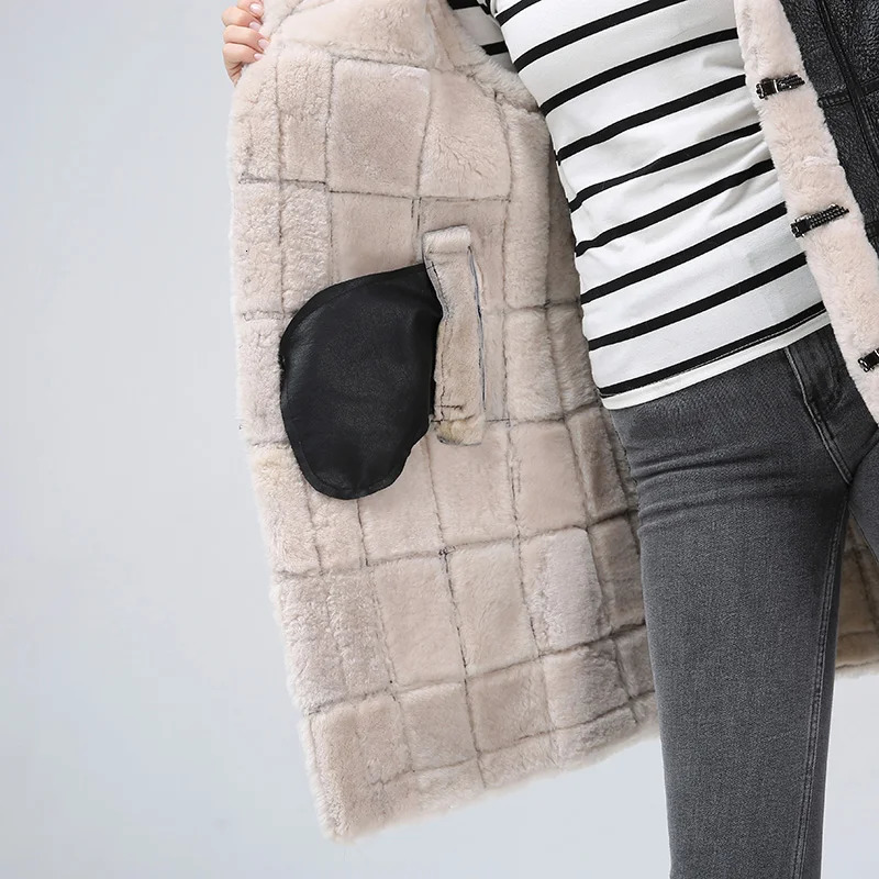 Sheep Shearing Winter Clothing Women Coat Stitching Medium Length Coats Fur Keep Warm Waistcoat 241115