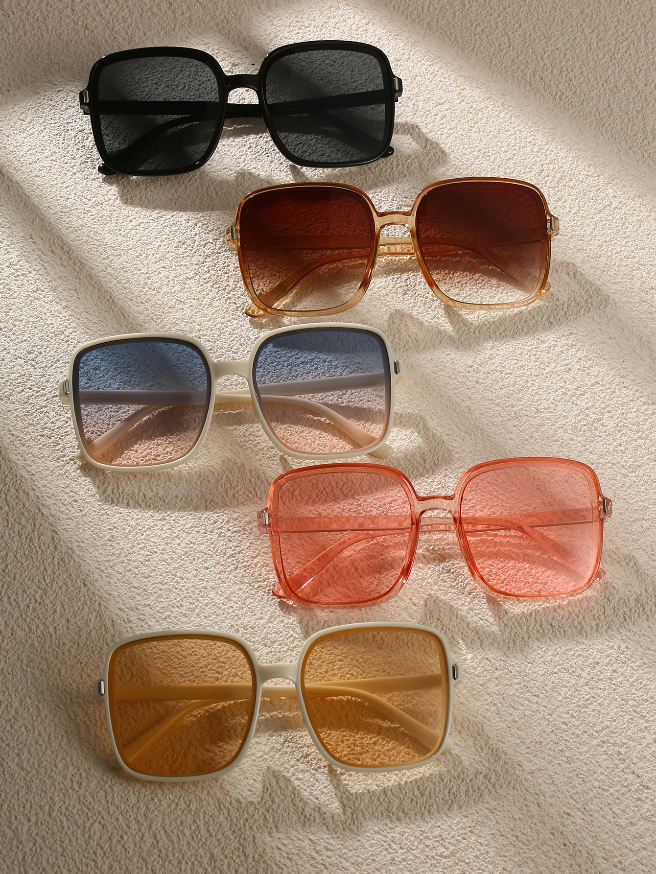 Women's Fashionable Large Frame Square Plastic Full Rim Sunglasses Full Glasses for Travelling and Taking Photos Designer Sunglasses Polarized uv