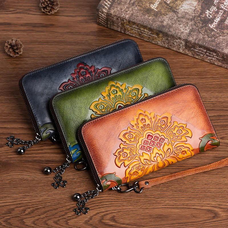 Designer's new wallet with vegetable tanned cowhide and polished color, long style, wallet, women's hand-held zipper bag