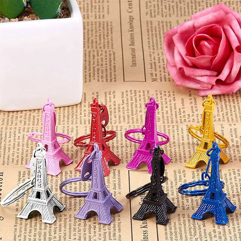 50 Eiffel Tower model keychains vintage Parisian keychains metal split keychains tower keychains 241115