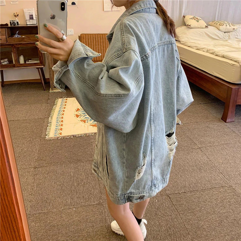 Korean Denim Jacket Women Outerwear Oversized Jeans Jackets Female Vintage Large Size Loose Streetwear Clothes 240415