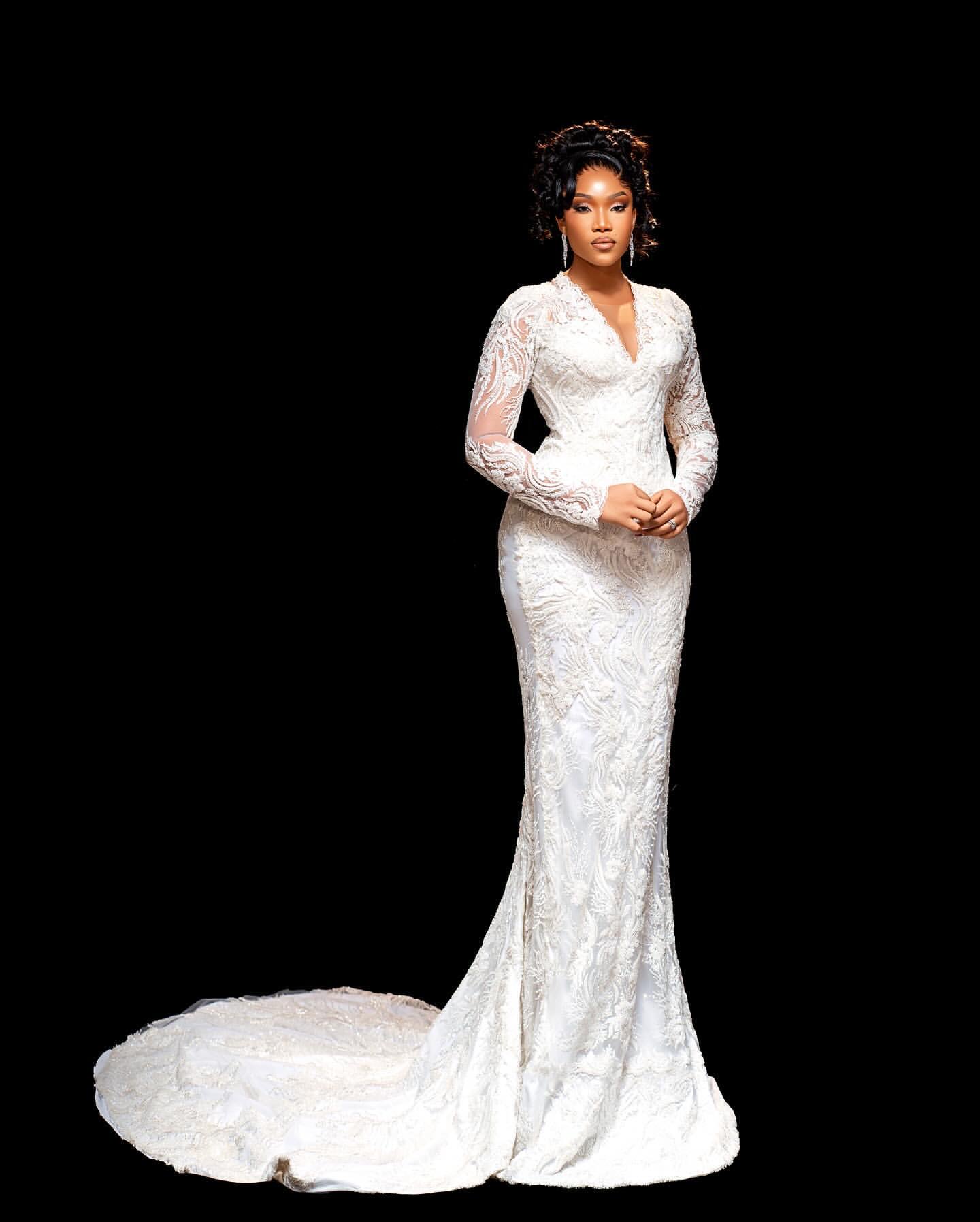 2024 arabic aso ebi plus size ivory mermaid wedding dresses vneck lace full sleeves detachable train bridal gowns dress for bride