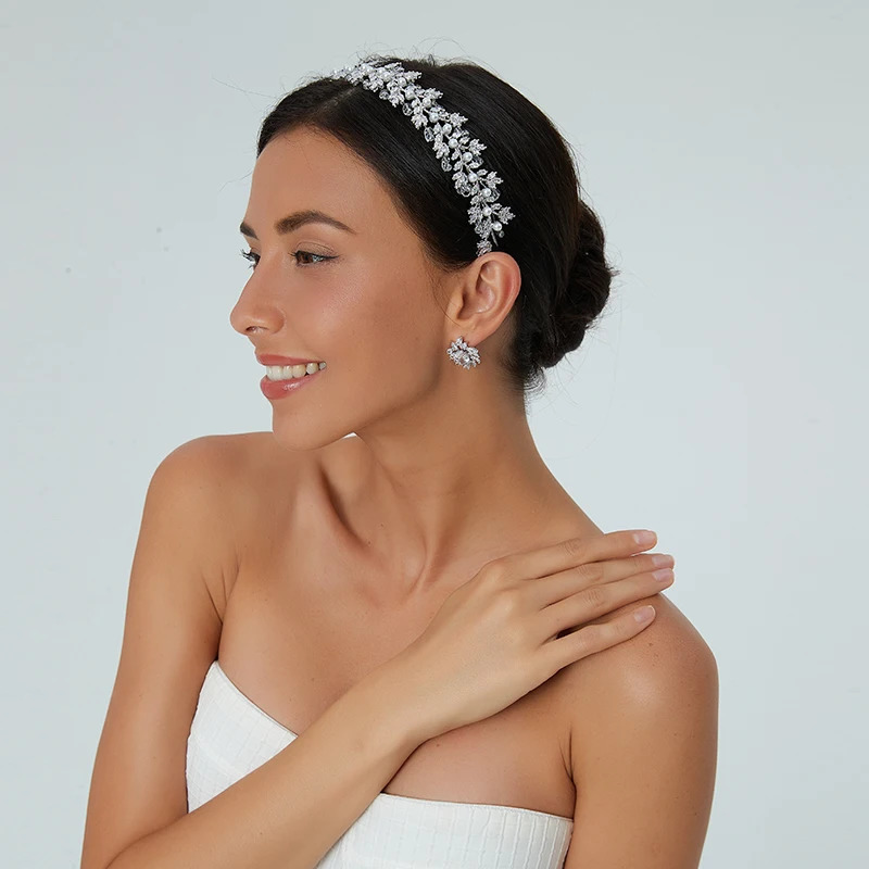 2024 Crystal Pearl Hair Accessories Fashionable Bridal Headwear Wedding Hair Accessories CZ Headwear 241115