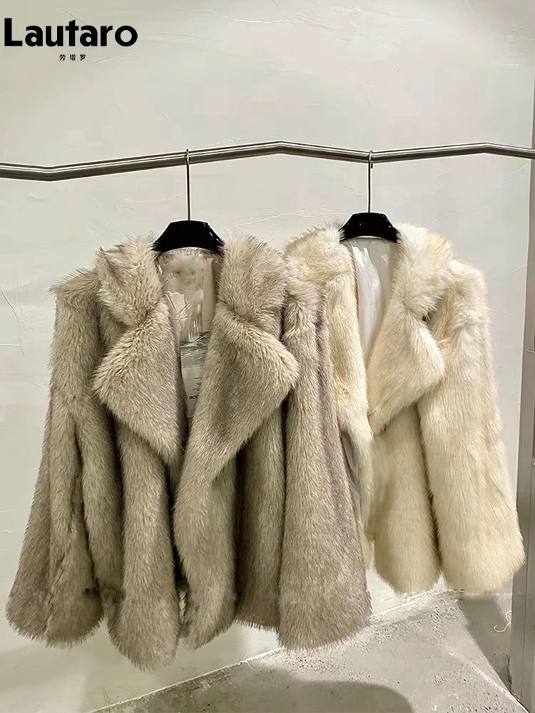 Lautaro Winter Loose Casual Thick Warm Soft Hairy Faux Fur Coat Women High Quality Furry Fluffy Jacket Korean Fashion 241115