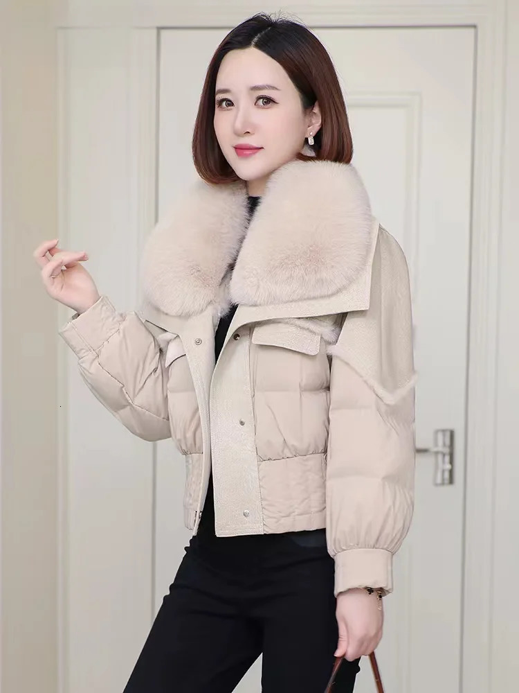 Womens down jacket 2024 winter 100 natural fur collar Short sheepskin fabric Equipped with rabbit inner lining coat 241115