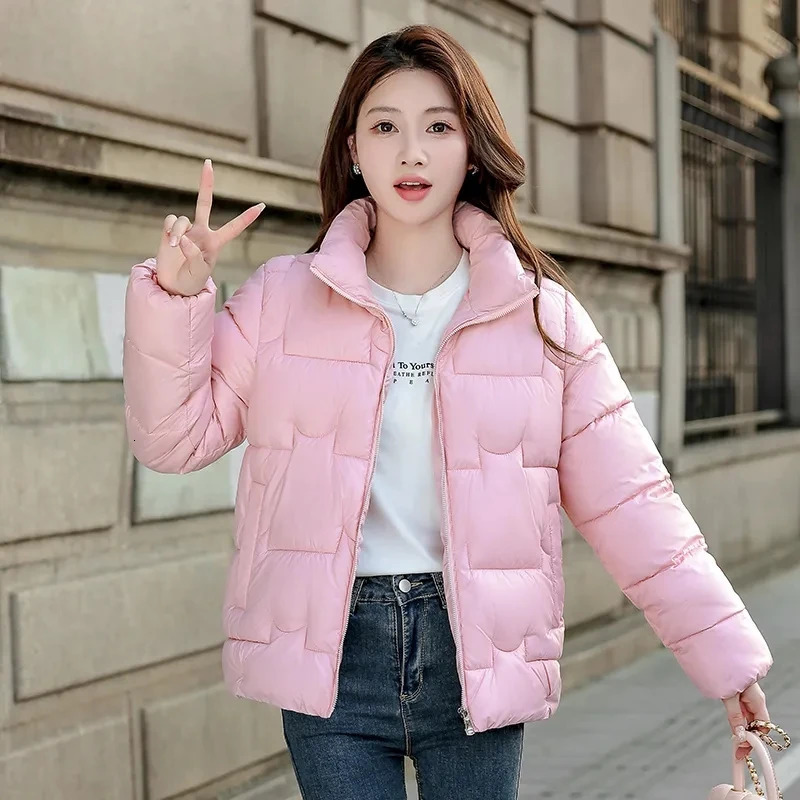 Cotton-padded Womens Winter Coat In 2025Parkas Korean Female Fashion Slim Loose Jacket Student Short Down cotton Overcoat 241114