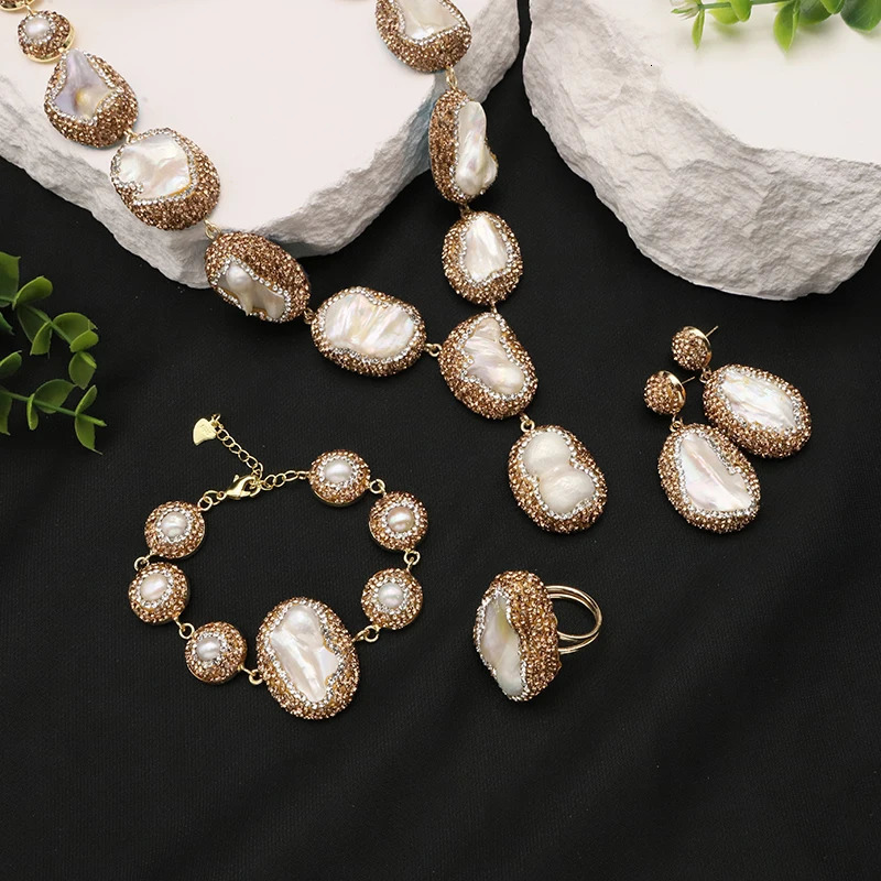 Natural Baroque Pearl Womens 18K Gold Plated Jewelry Necklace Bracelet Earrings Fashion er Jewelry Set 241115