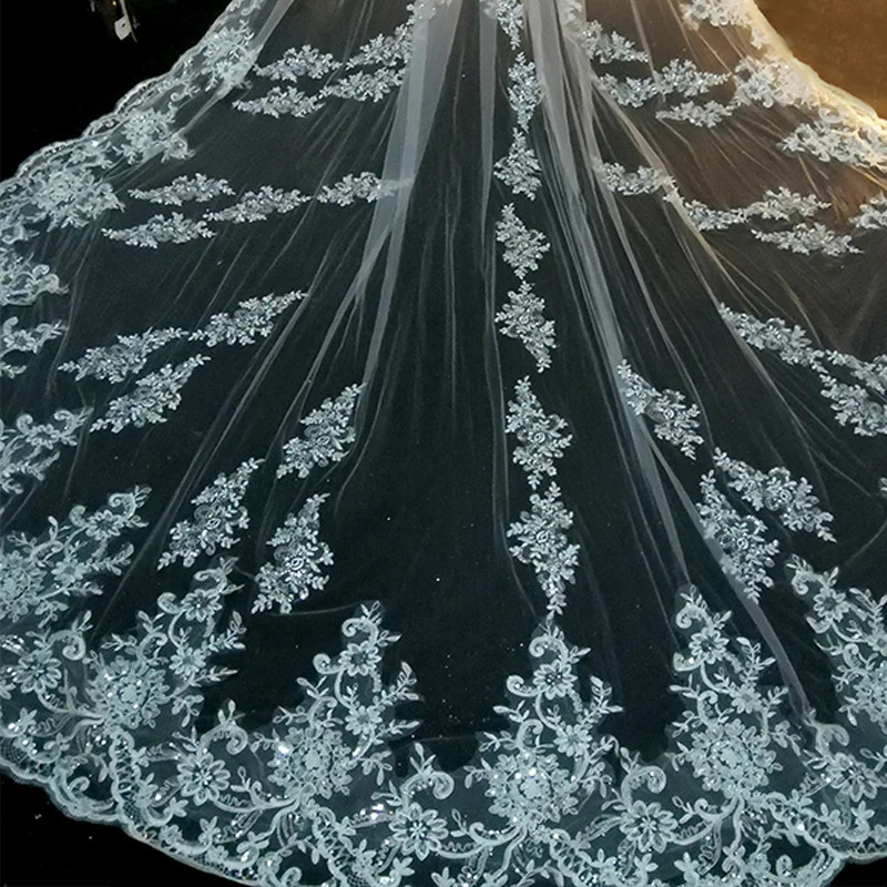 5 meters 4 meters and 3 meters long wedding veil lace decal edge 1 T sheer cathedral veil with comb ivory Velo de Novia Voile Mariee 241115