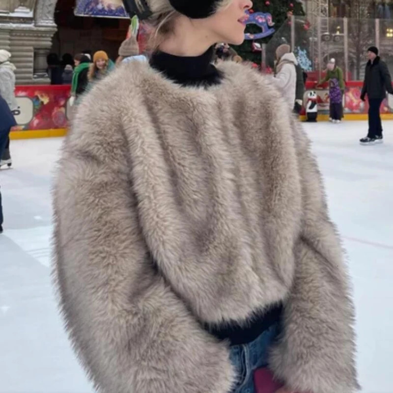 2024 Autumn Winter Fashion Gradient Fluffy Fur Coat Women High Street Faux Fox Fur Jacket Female Overcoats 241115