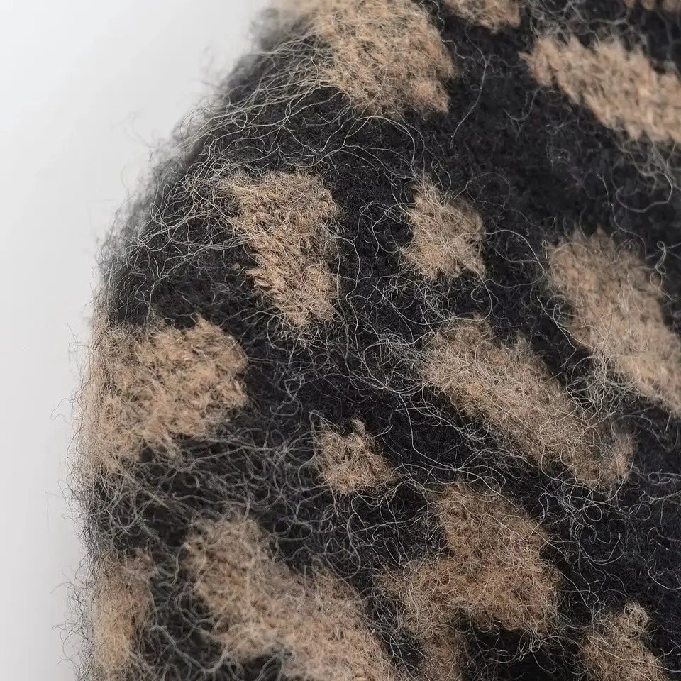 Traf Womens Sweater Autumn Winter Leopard Pattern Round Neck Knitted Top Knitted Top 241115