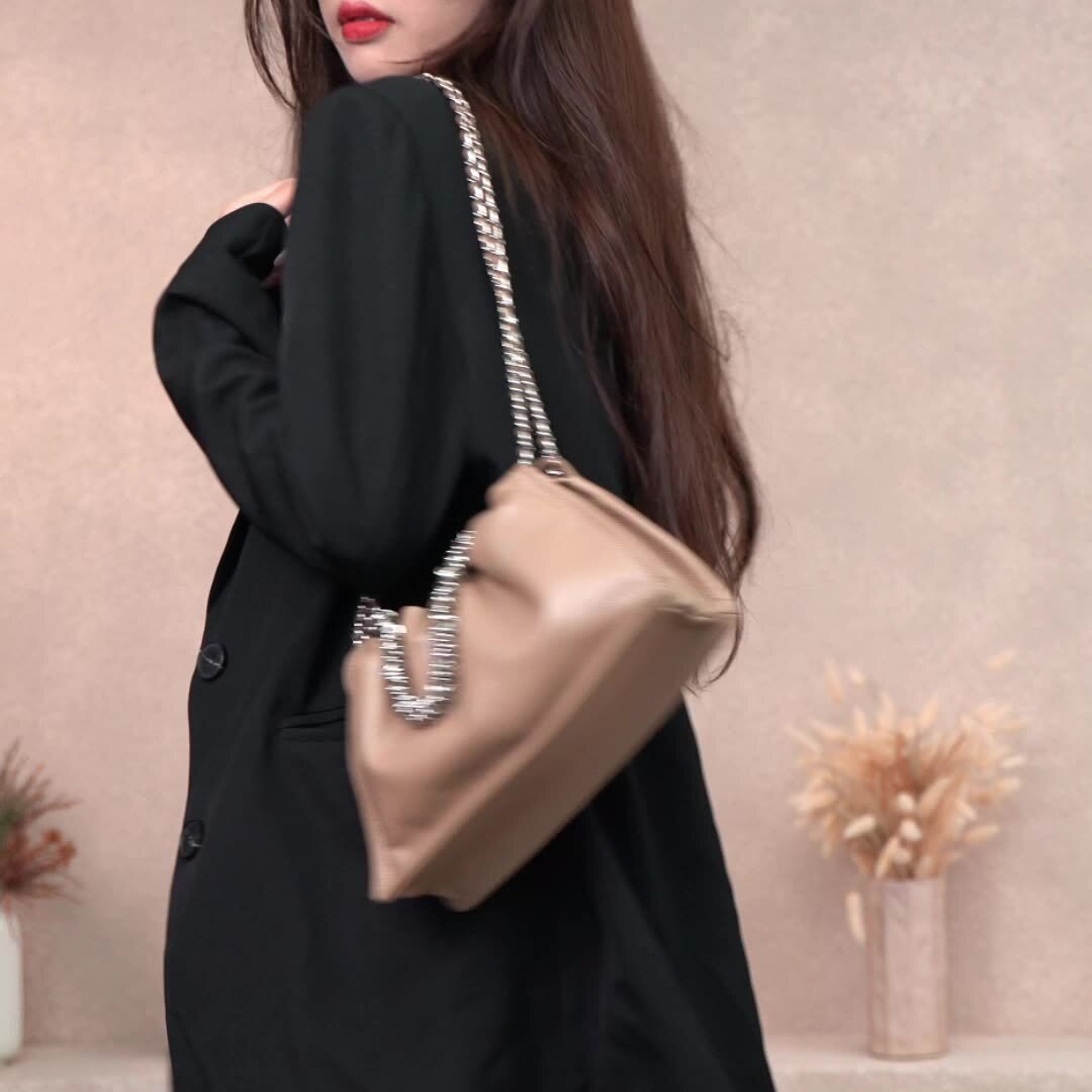 Fashion Trending Cloud Shape Clutch Handbag Split Leather Designer Chain Shoulder Crossbody Bag dddmymoon