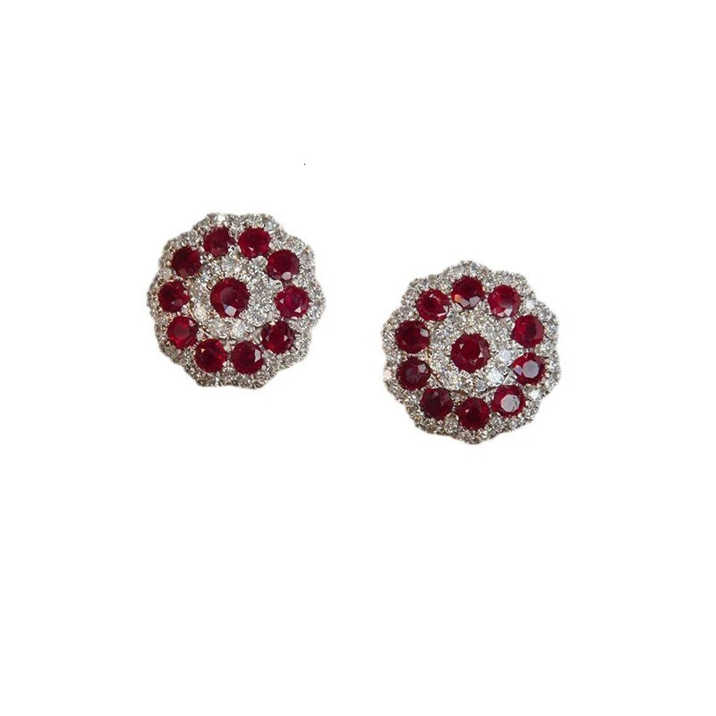 Exquisite Retro Ruby Womens Flower Earrings 925 Silver Red Display Snowflake Earrings Suitable for Daily Jewelry 241114
